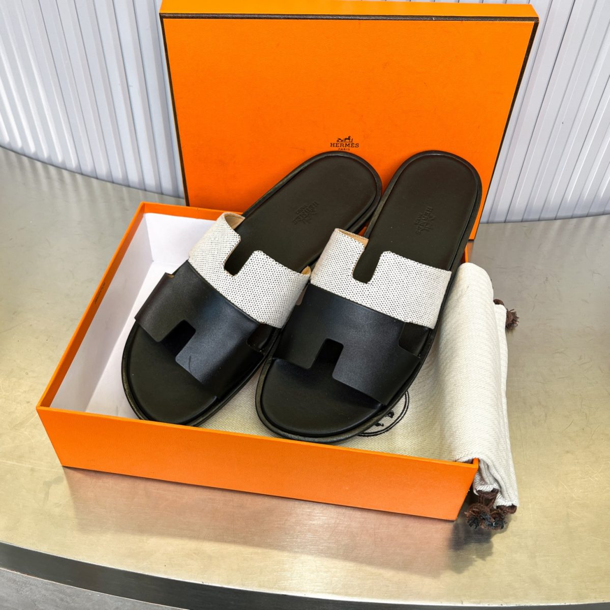 Hermes lzmir Sandals Size 40-45 - Image 8