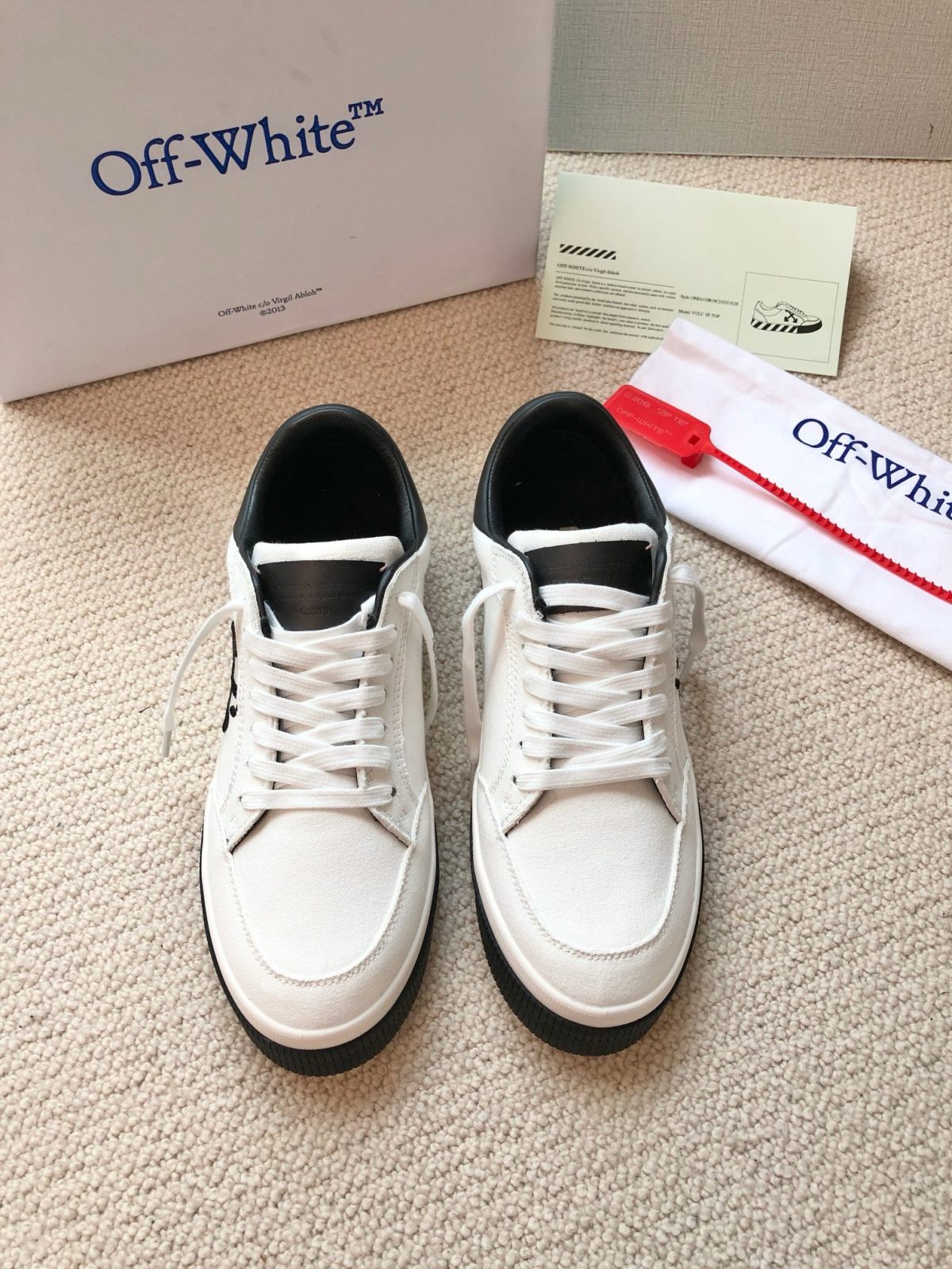 OFF White 2024ss New Low Vulcanized Sneaker Size 36-45 - Image 7