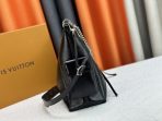 Louis Vuitton M24861 CarryAll Cargo Shoulder Bags Size 33*23*15cm - Image 3