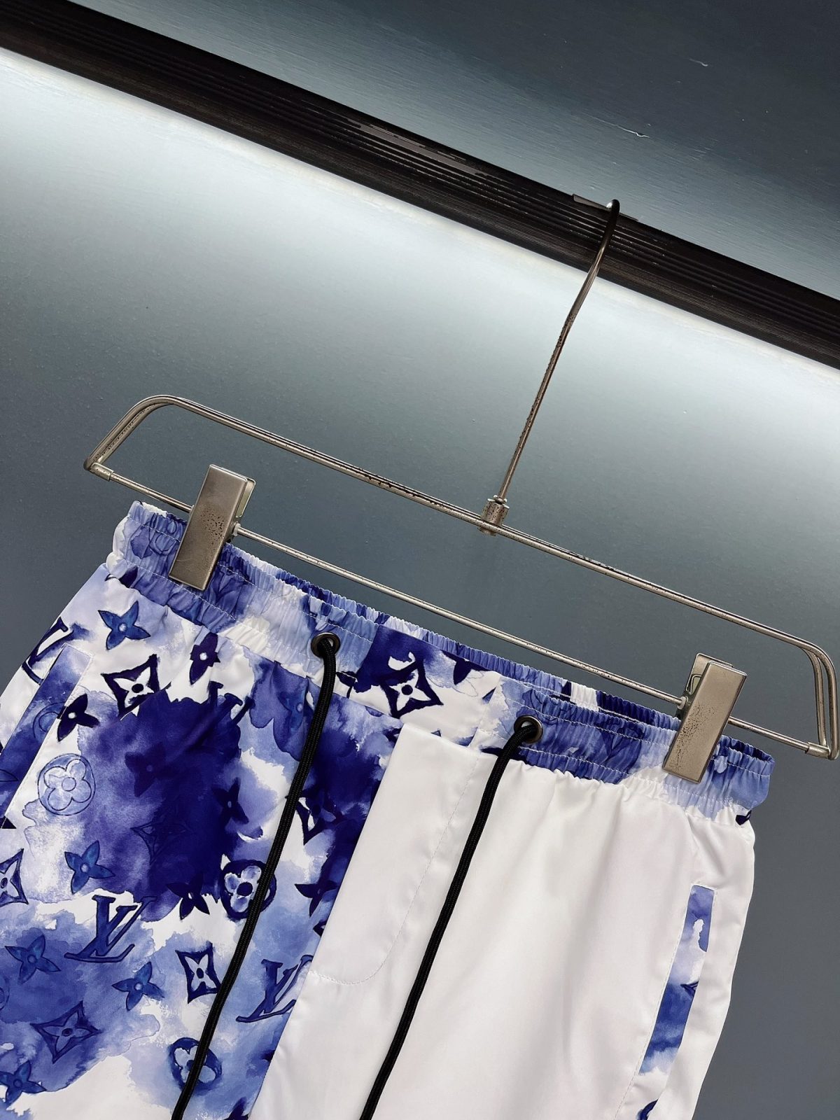 Louis Vuitton Beach Pants Size M-XXXL - Image 5