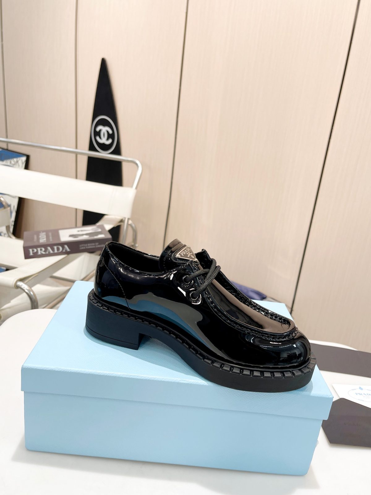 Prada New Women Loafers Size 35-41 - Image 5
