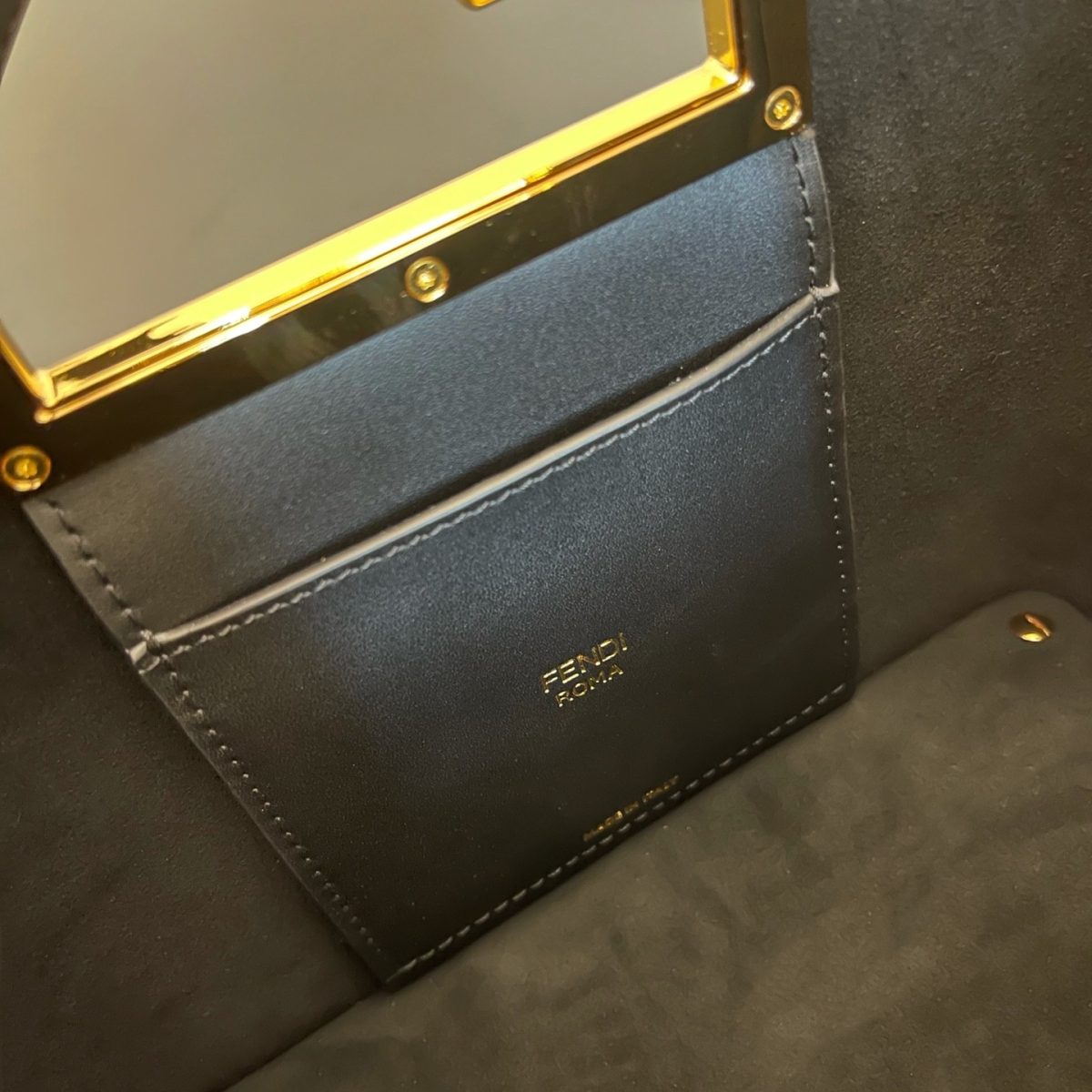 Fendi New Shoulder Bags 20*17*9cm - Image 6