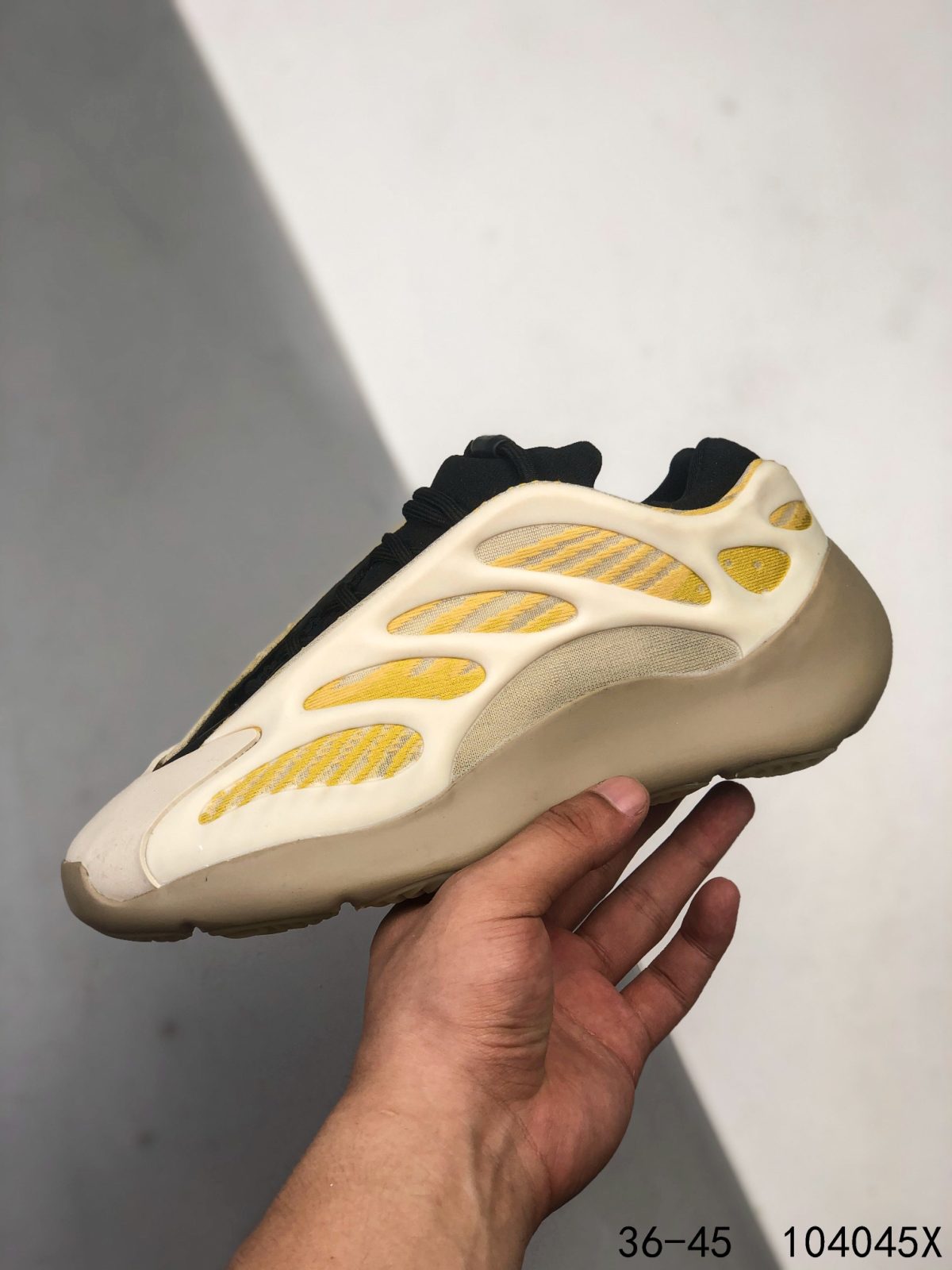 Yeezy 700 V3 Mens/Women's Sneakers Shoes 36 - 45 - Image 9