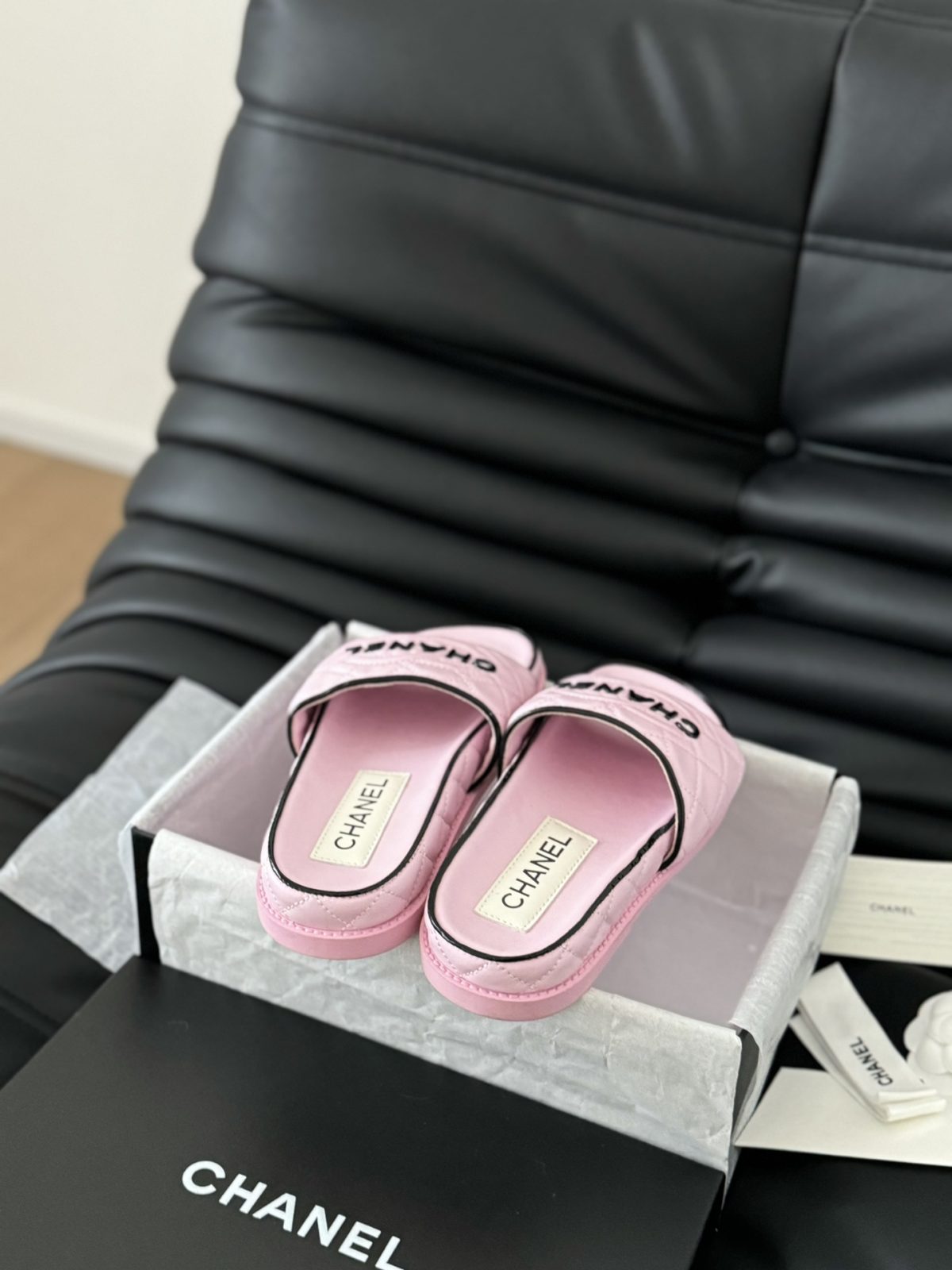 Chanel 2024 New Slippers Size 36-41 - Image 4