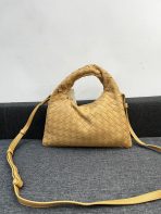 Bottega Veneta HO Shoulder Bags 28*17cm - Image 4