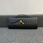 Bottega Veneta Andiamo Clutch 30*13*4cm