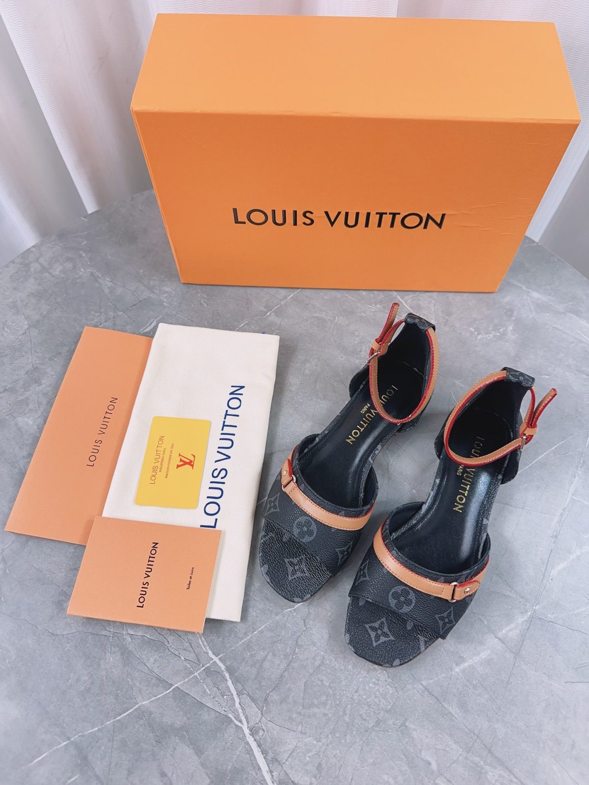 Louis Vuitton 2024ss Slippers Size 36-41 - Image 5