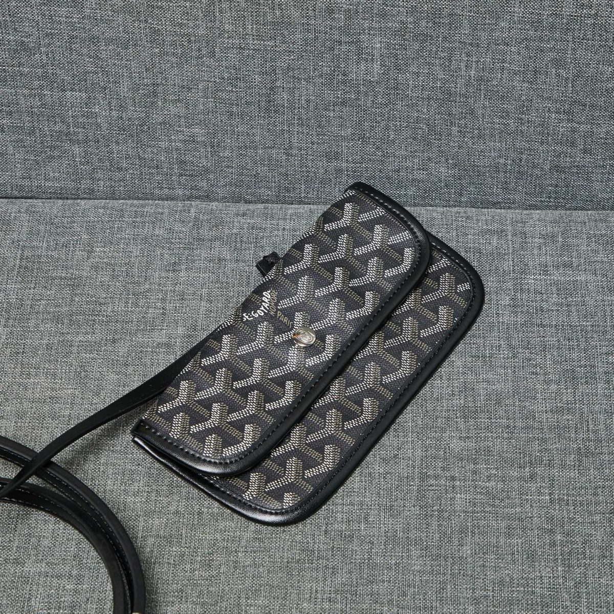 Goyard Saint Louis Shopping Bags 2-Size - Image 6