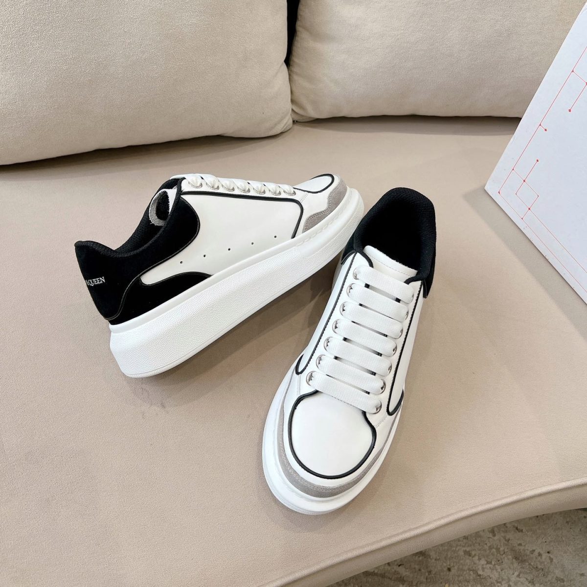 Alexander McQueen Oversized Sneaker size 36-46 - Image 5