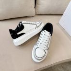 Alexander McQueen Oversized Sneaker size 36-46 - Image 5