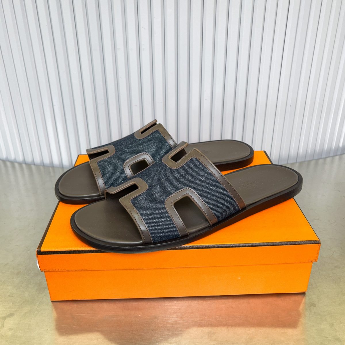 Hermes lzmir Sandals Size 40-45 - Image 1