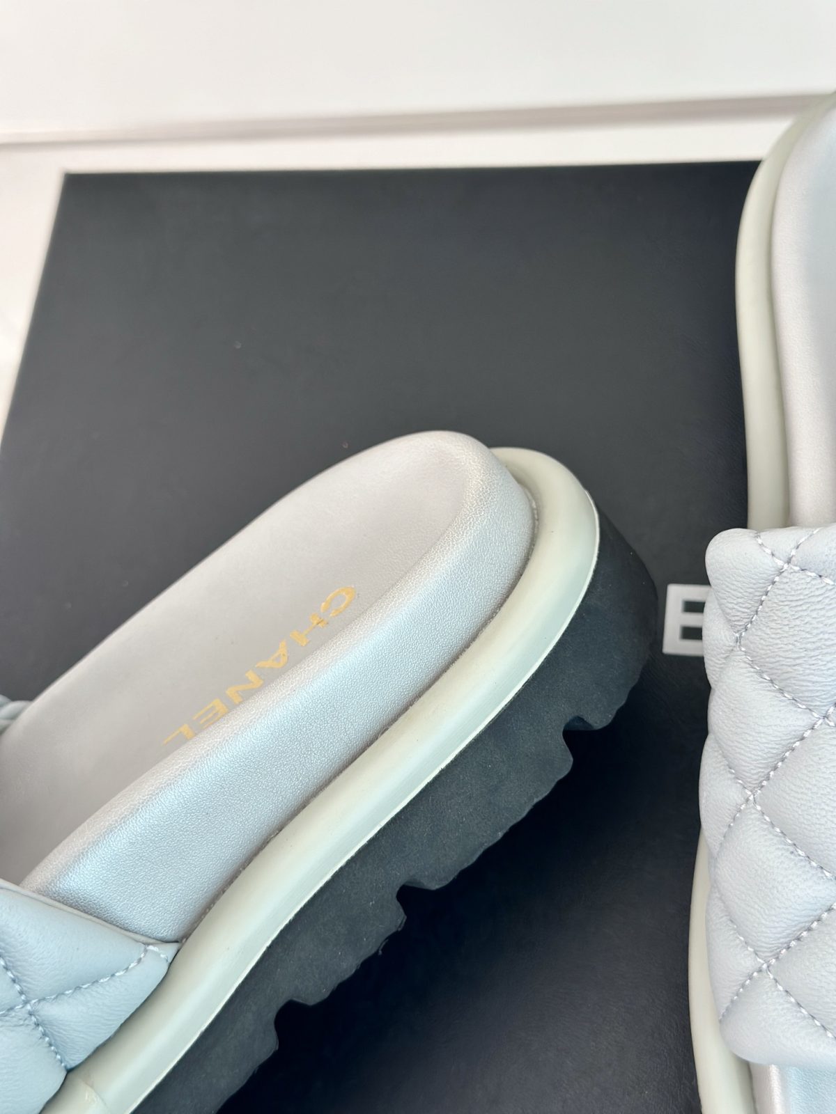 Chanel 2024 New Slippers Size 36-41 - Image 6