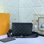 Louis Vuitton M81124 Alpha Wearable Shoulder Bags Size 18*11*6cm