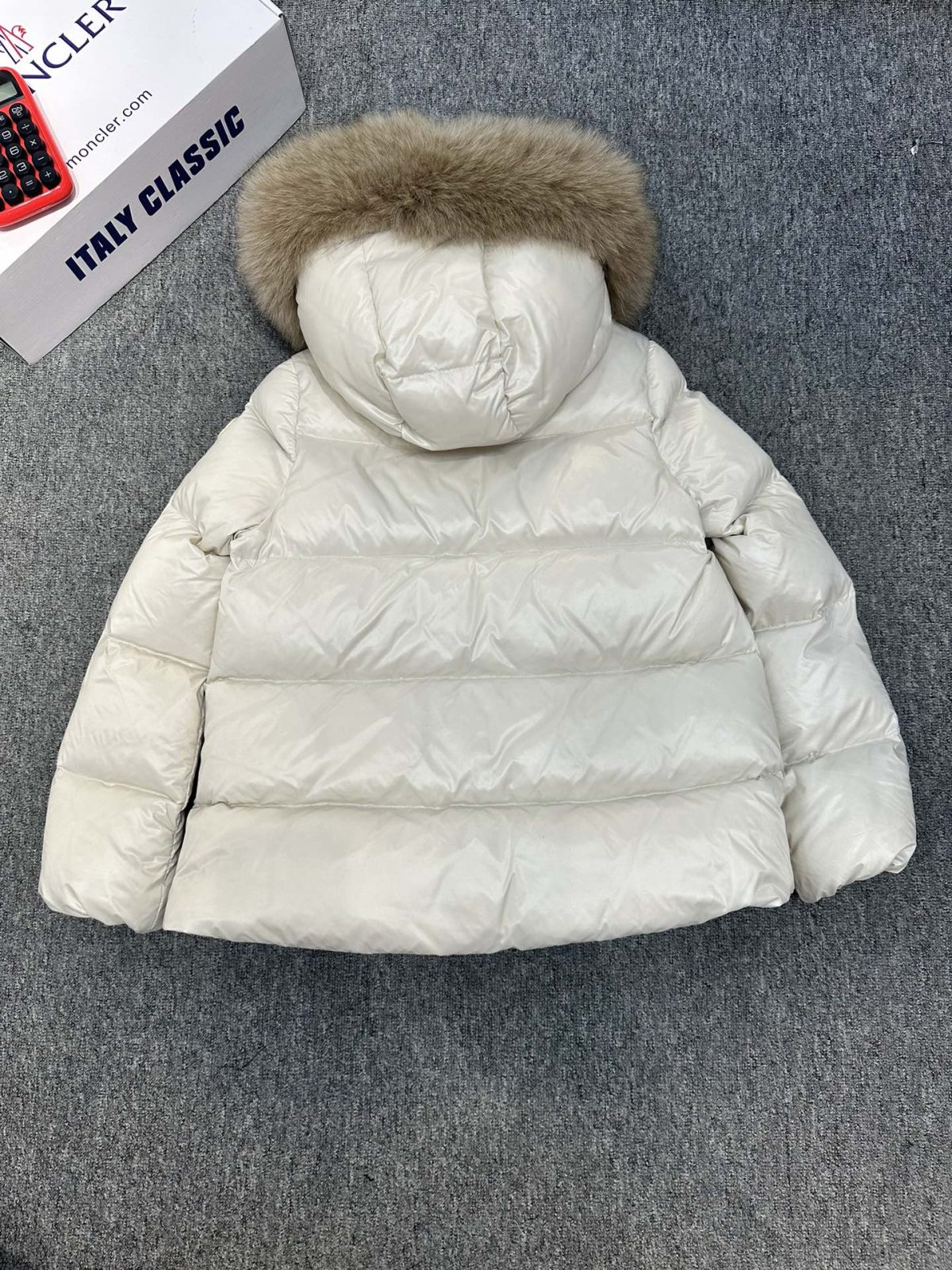 Moncler Avoce Women Down Jacket Size S-XL - Image 7