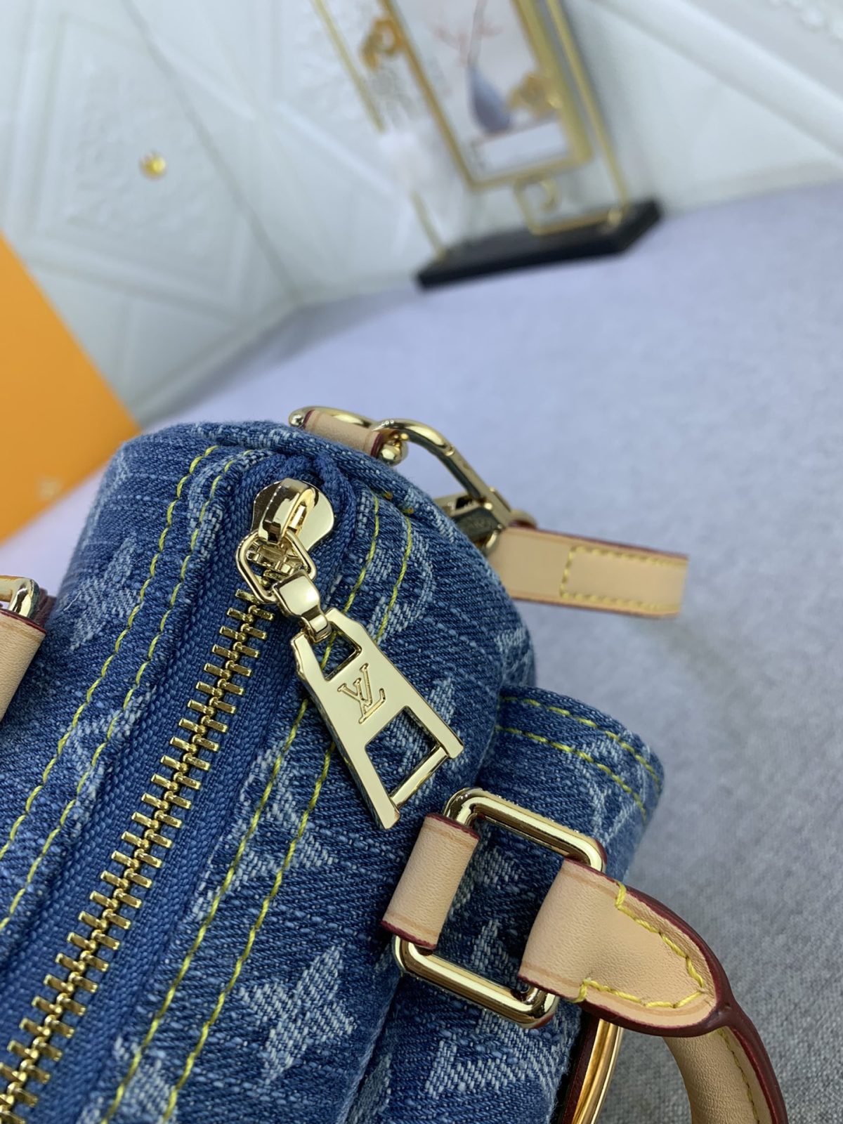Louis Vuitton M82950 Nano Speedy Denim Cowboy Shoulder Bags Size 16*7*10cm - Image 6