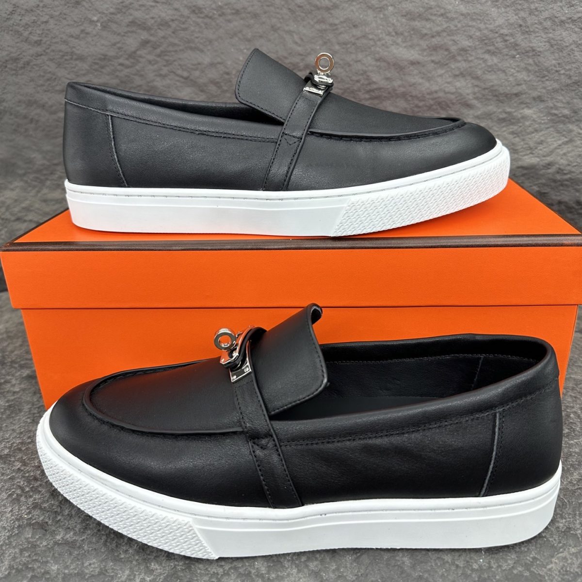 Hermes Game Unisex Loafers Size 35-46 - Image 1