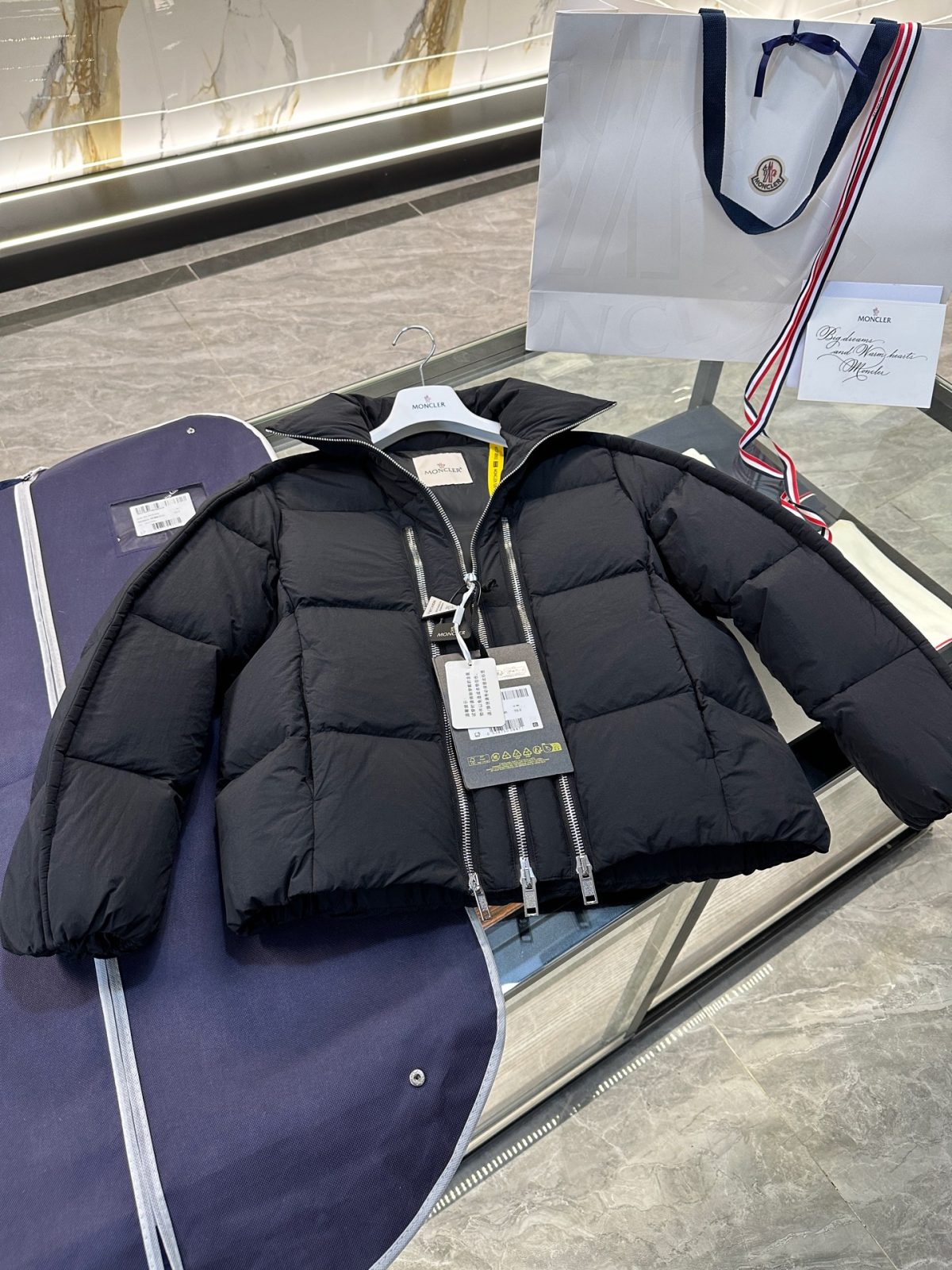 Moncler x Willow Smith YAEL Women Down Jacket Size S-L - Image 3