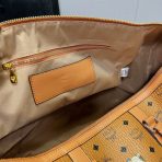 MCM Ottomar Weekender Bag in Visetos Size 45cm - Image 4