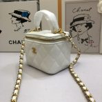Chanel Women Shoulder Bags 11*8.5*7cm - Image 3