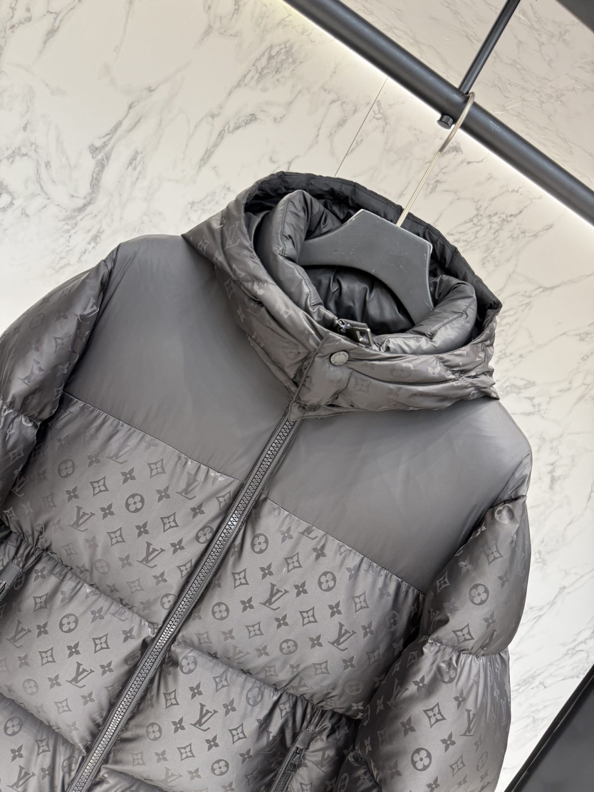 Louis Vuitton 25ss Unisex Winter Jacket Size 48-56 - Image 4