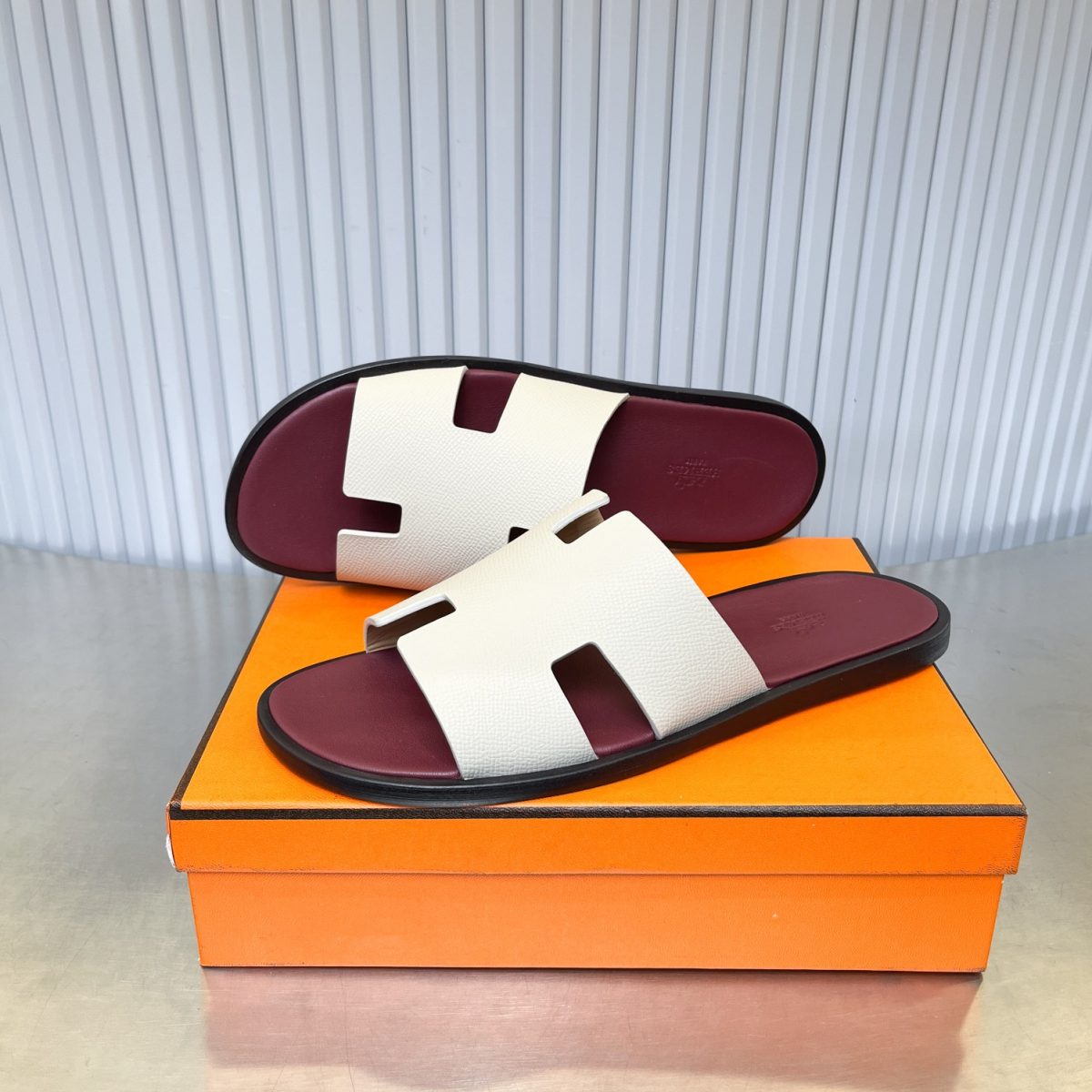 Hermes lzmir Sandals Size 40-45 - Image 3