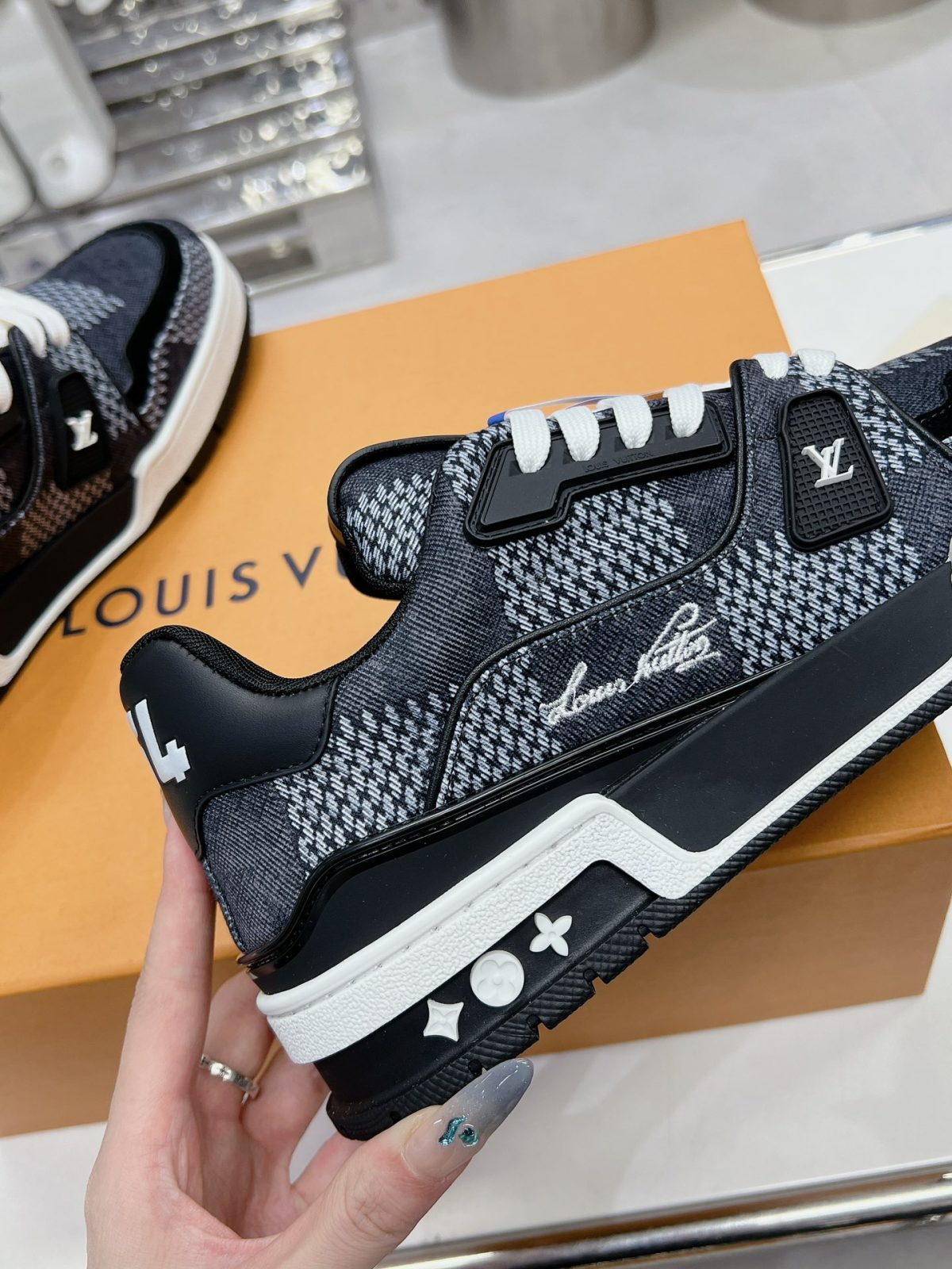 Louis Vuitton 2024ss LV Trainer Sneaker Size 36-46 - Image 7