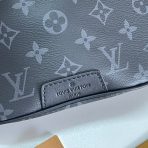 Louis Vuitton M46035 Discovery BumbagMen Bags Size 44*15*9cm - Image 6