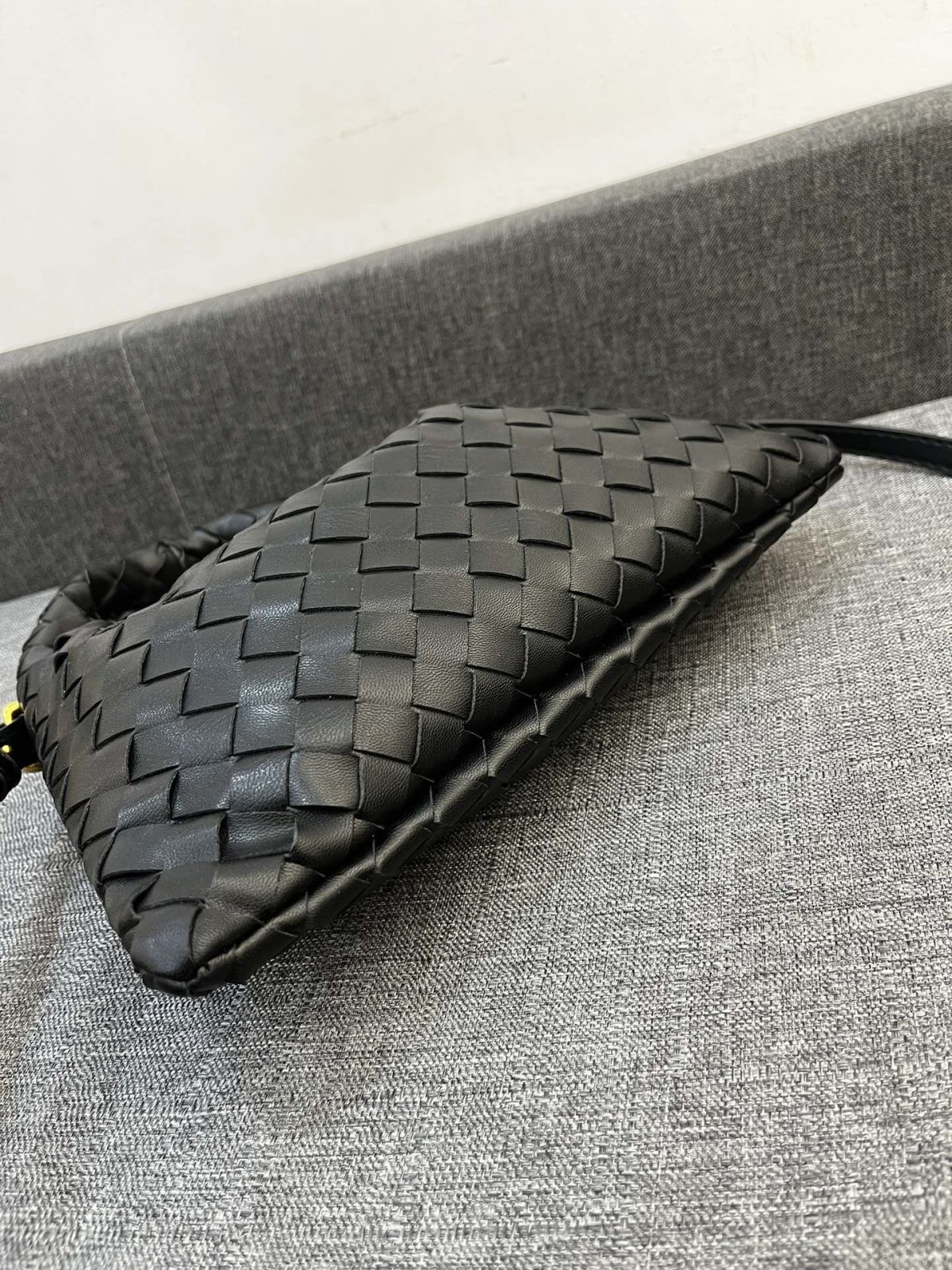 Bottega Veneta HO Shoulder Bags 28*17cm - Image 7