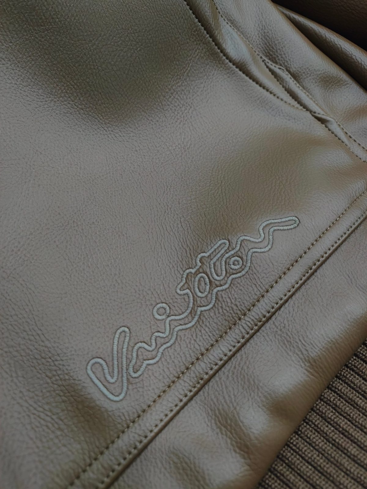 Louis Vuitton Unisex Jacket Size S-XL - Image 5