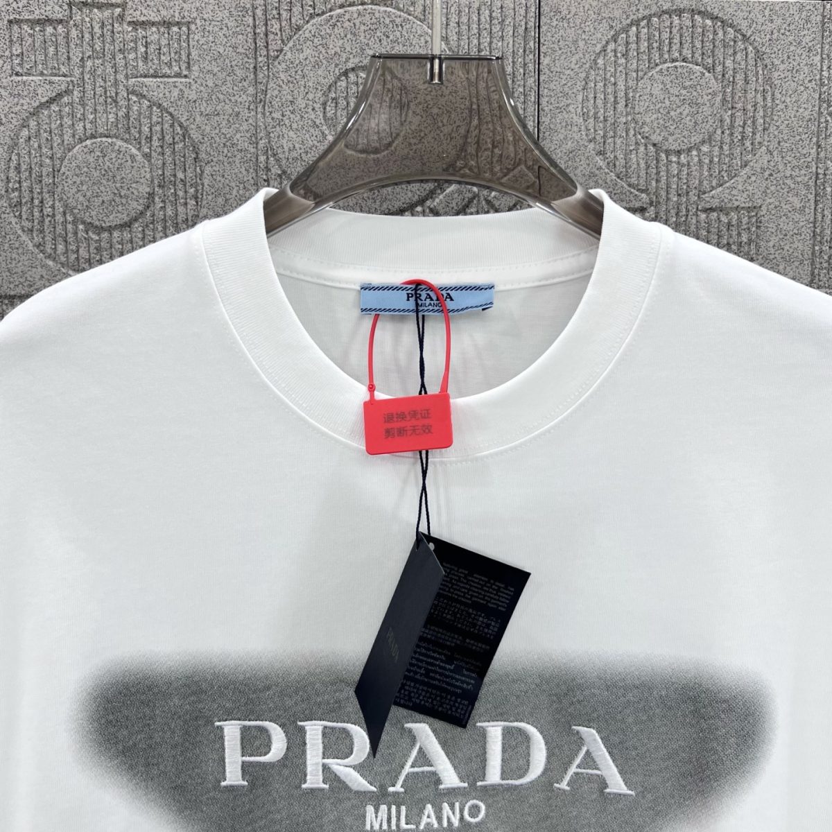 Prada T Shirt  Embroider Logo Size XS-L - Image 4