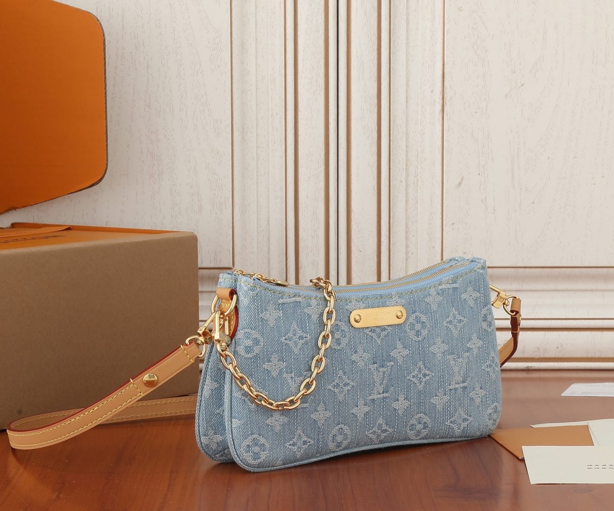 Louis Vuitton M83532 Liv Pochette Denim Cowboy Shoulder Bag Size 24.5*13.5*6.5cm - Image 2
