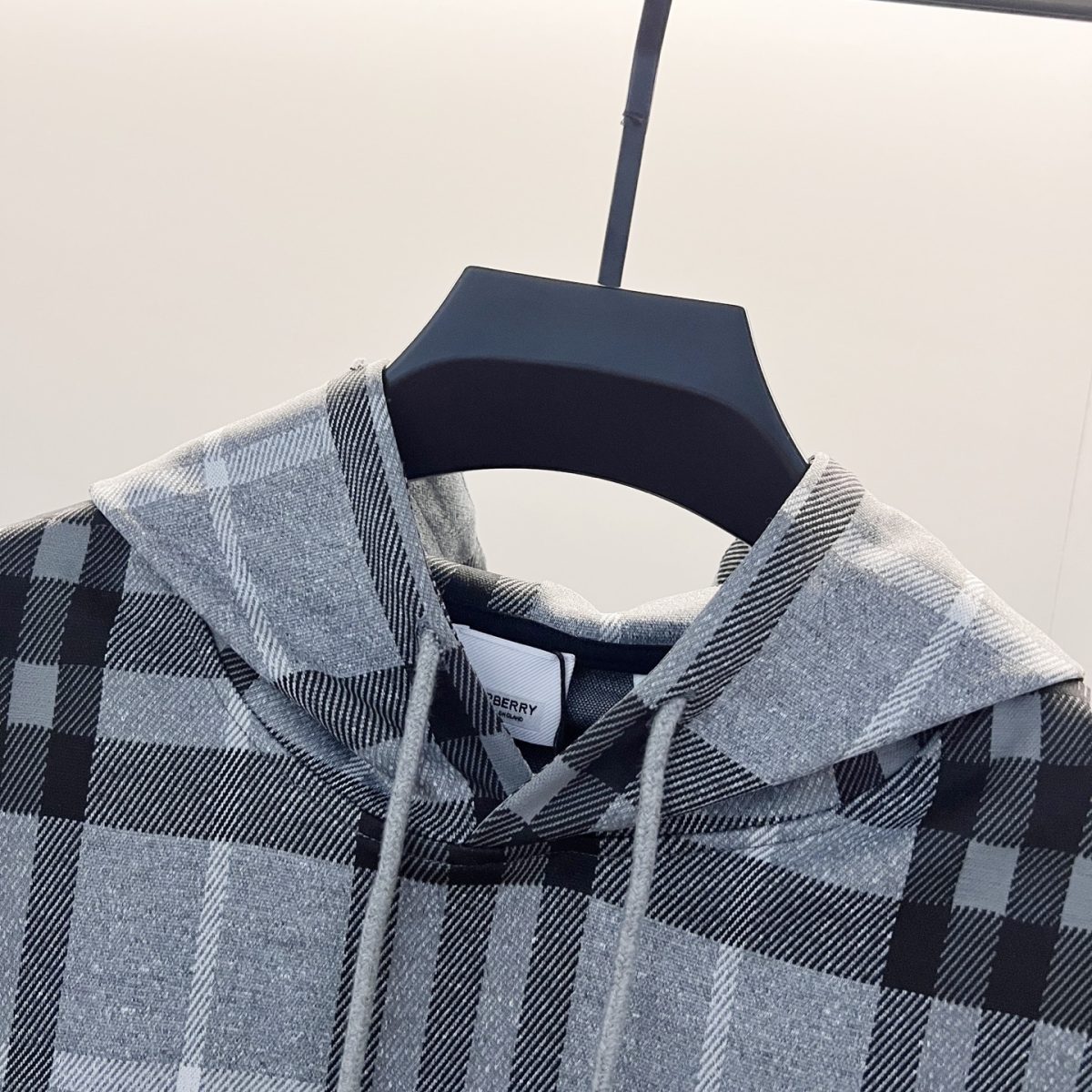 Burberry Unisex Sweatshirt Size S-XL - Image 9