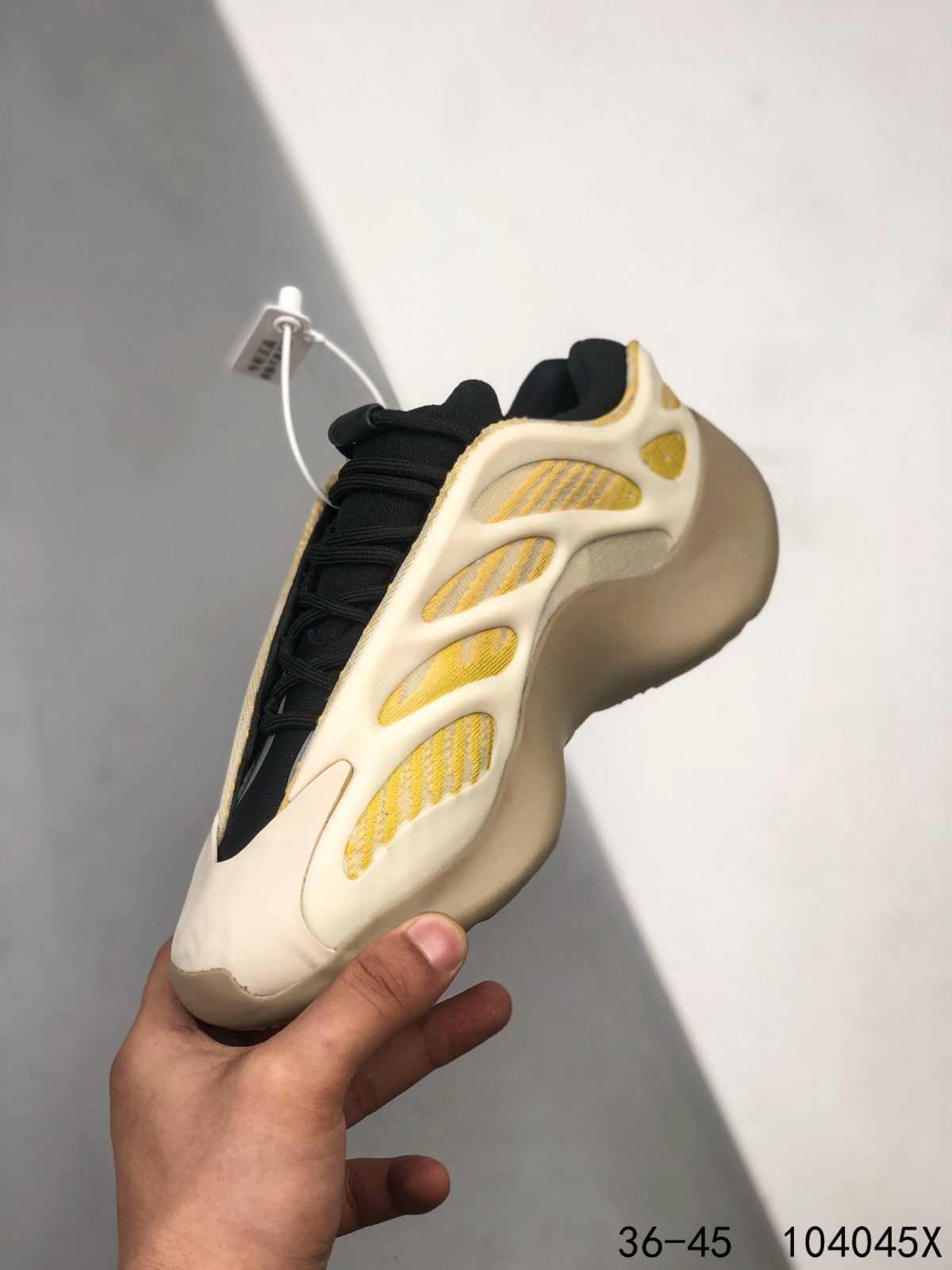 Yeezy 700 V3 Mens/Women's Sneakers Shoes 36 - 45 - Image 2
