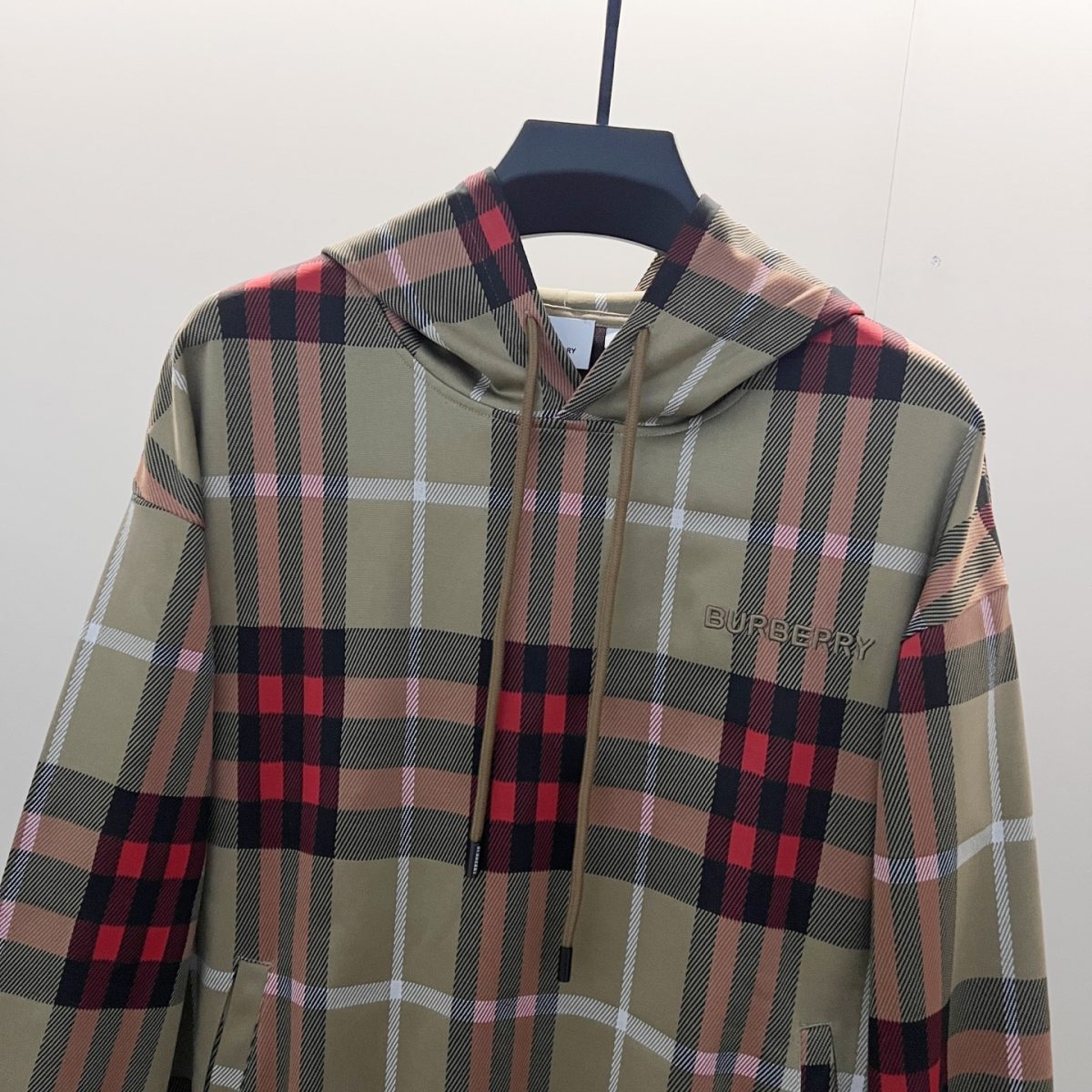 Burberry Unisex Sweatshirt Size S-XL - Image 7
