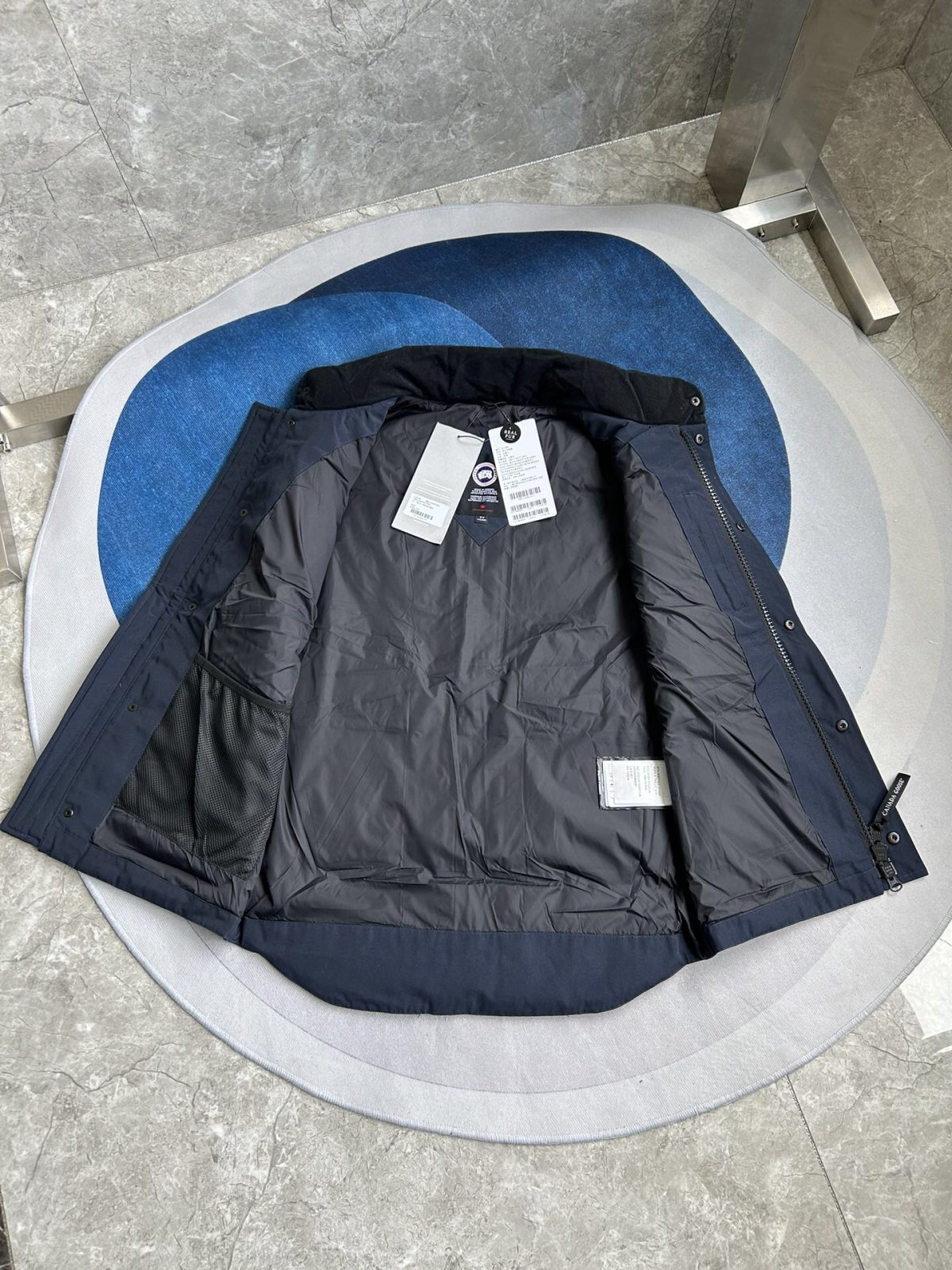 Canada Goose E20 Freestyle Vest-WD Men Winter Vest Size S-XXL - Image 4