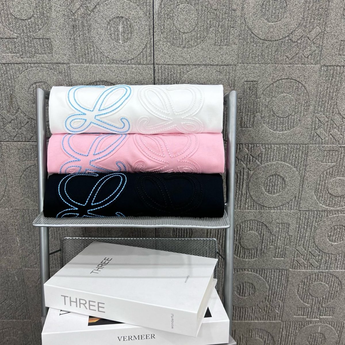 Loewe T Shirt  Embroider Logo Size XS-L - Image 5