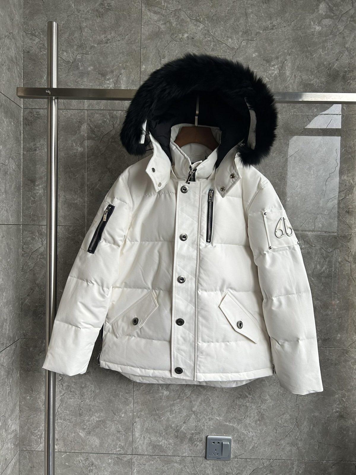 Moose Knuckles 06 Men Winter Jacket Size S-XXL White - Image 1