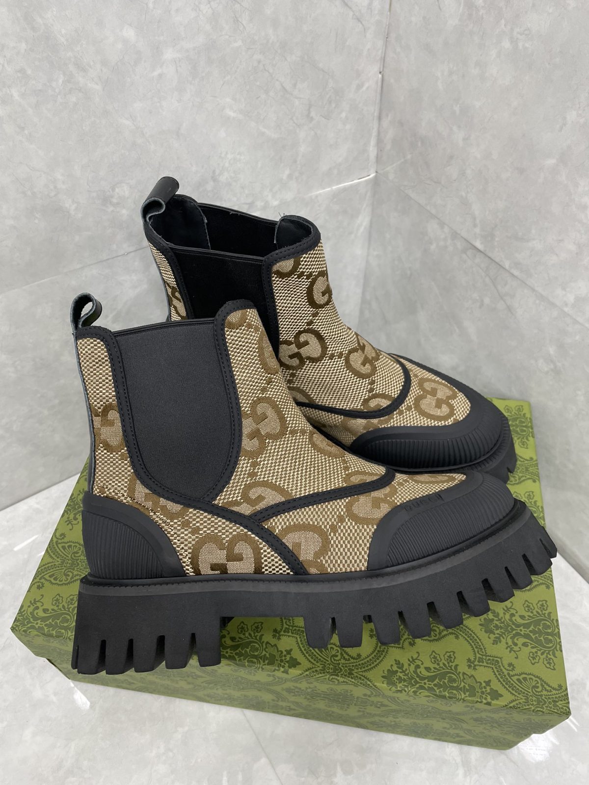 Gucci 23fw New Boots Unisex Size 35-46 - Image 9