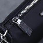Prada 2VH113 Re-Nylon and Saffiano Leather Shoulder Bags Size 24*18.5*6cm - Image 8