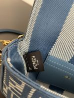Fendi Baguette Shoulder Bags Small 19*10*4cm - Image 2