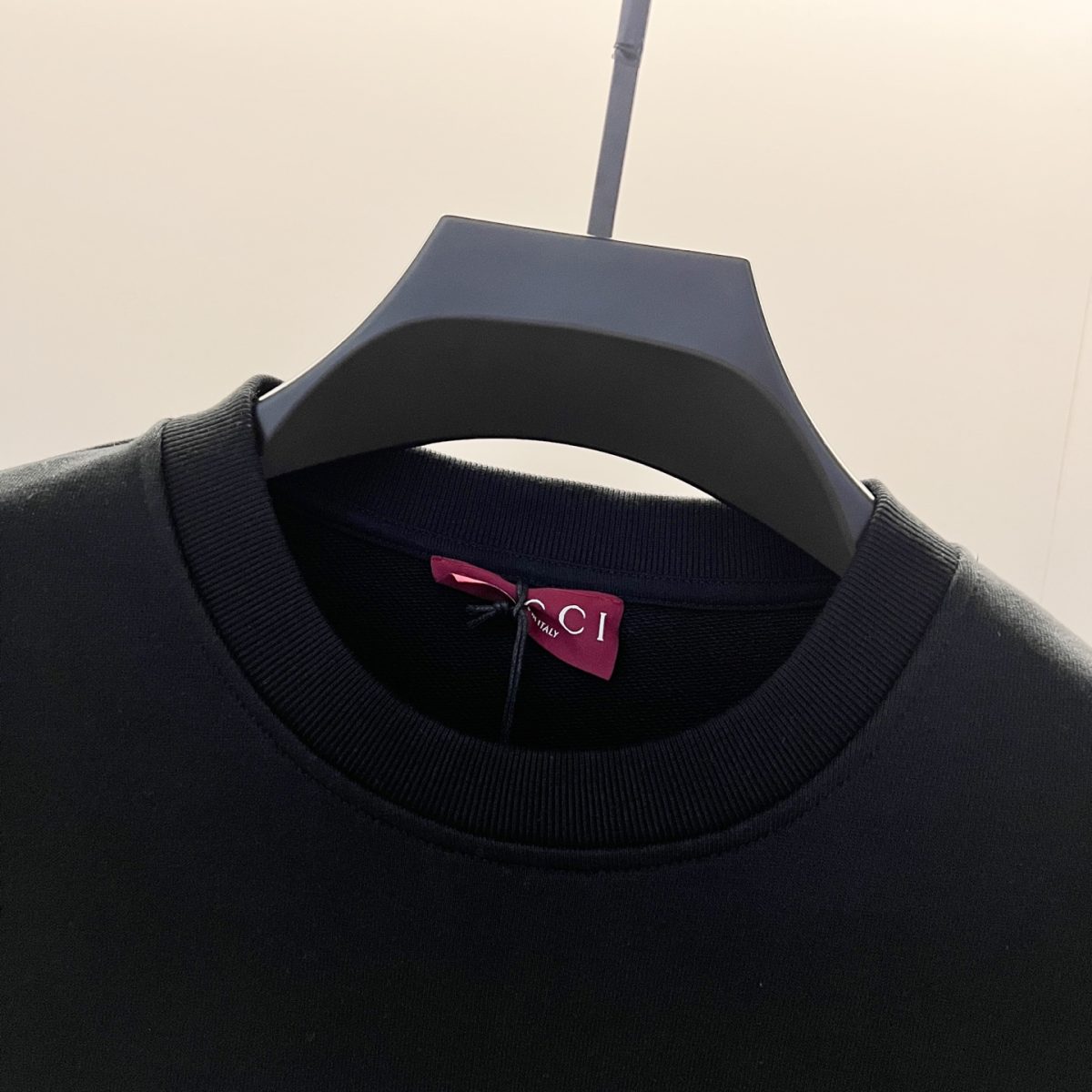Gucci Unisex Sweatshirt Size S-XL - Image 4
