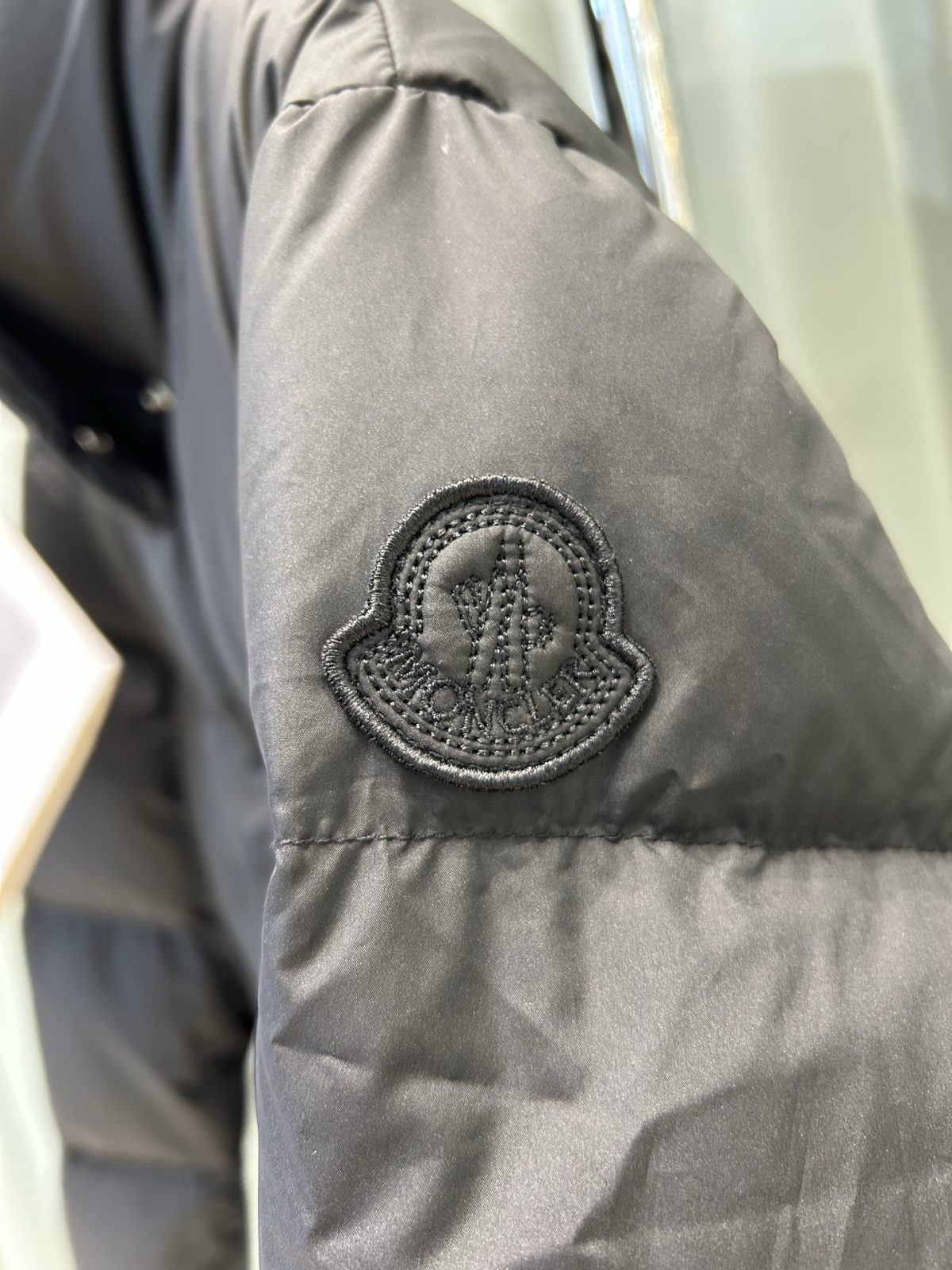 Moncler Women vouglans Winter Jacket Size S-XL - Image 2