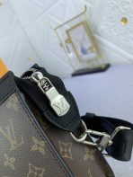 Louis Vuitton M81124 Alpha Wearable Shoulder Bags Size 18*11*6cm - Image 6