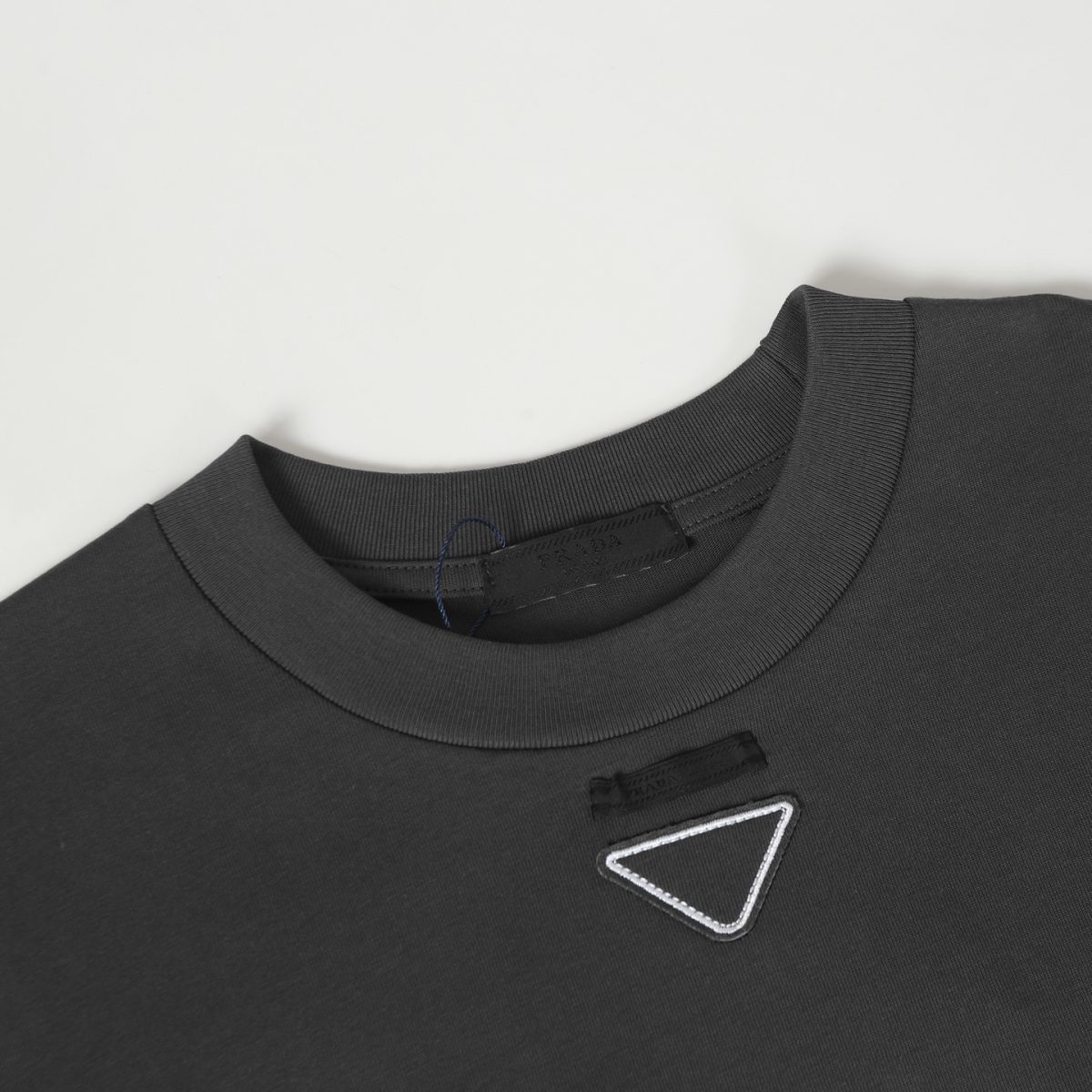 Prada Unisex Sweatshirt Size S-XL - Image 8