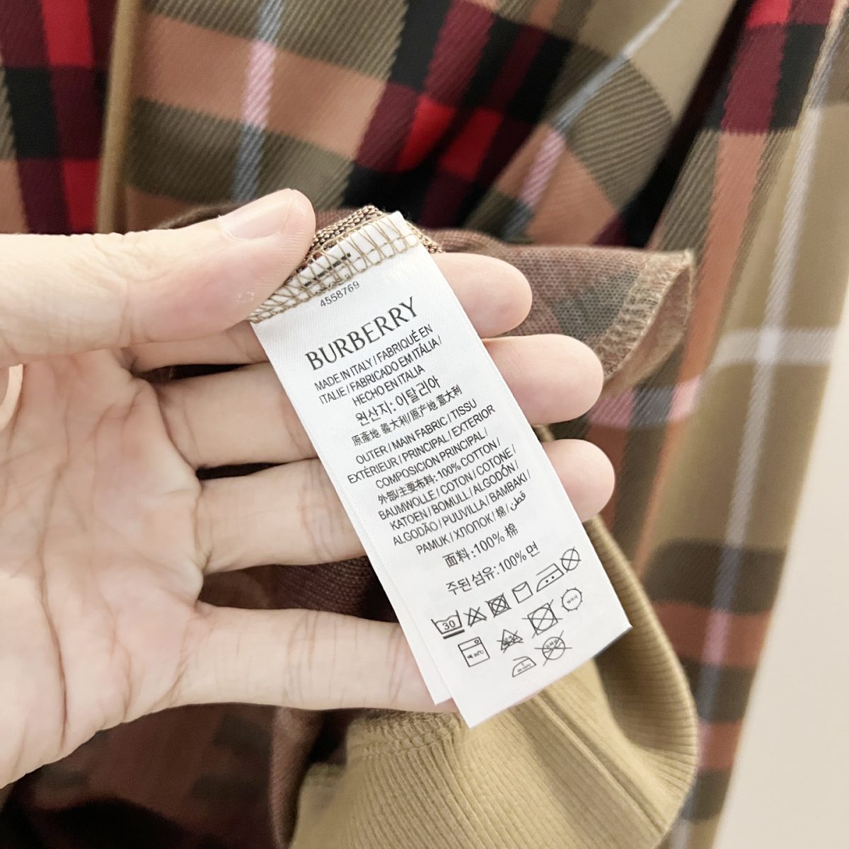 Burberry Unisex Sweatshirt Size S-XL - Image 8
