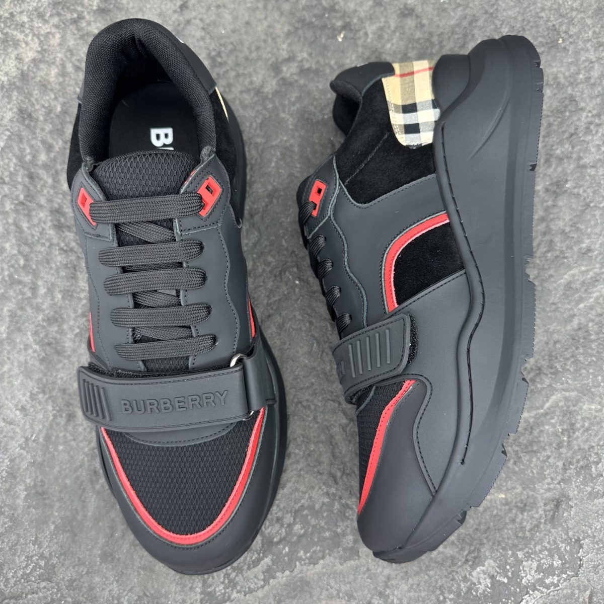 Burberry Vintage Sneaker Size 36-46 - Image 4