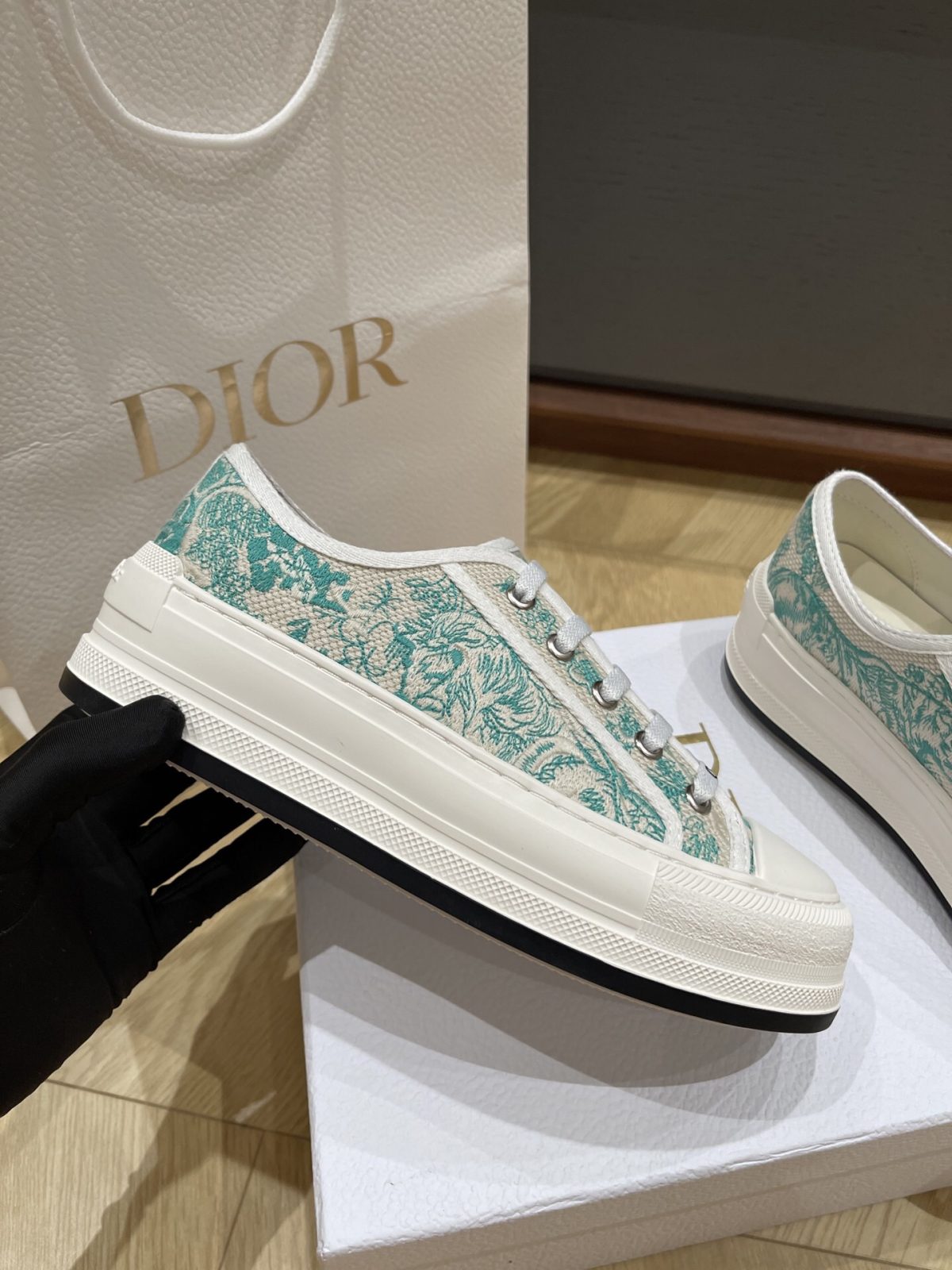 Dior Walk'N'Dior Plateau Sneaker Size 36-41 - Image 5