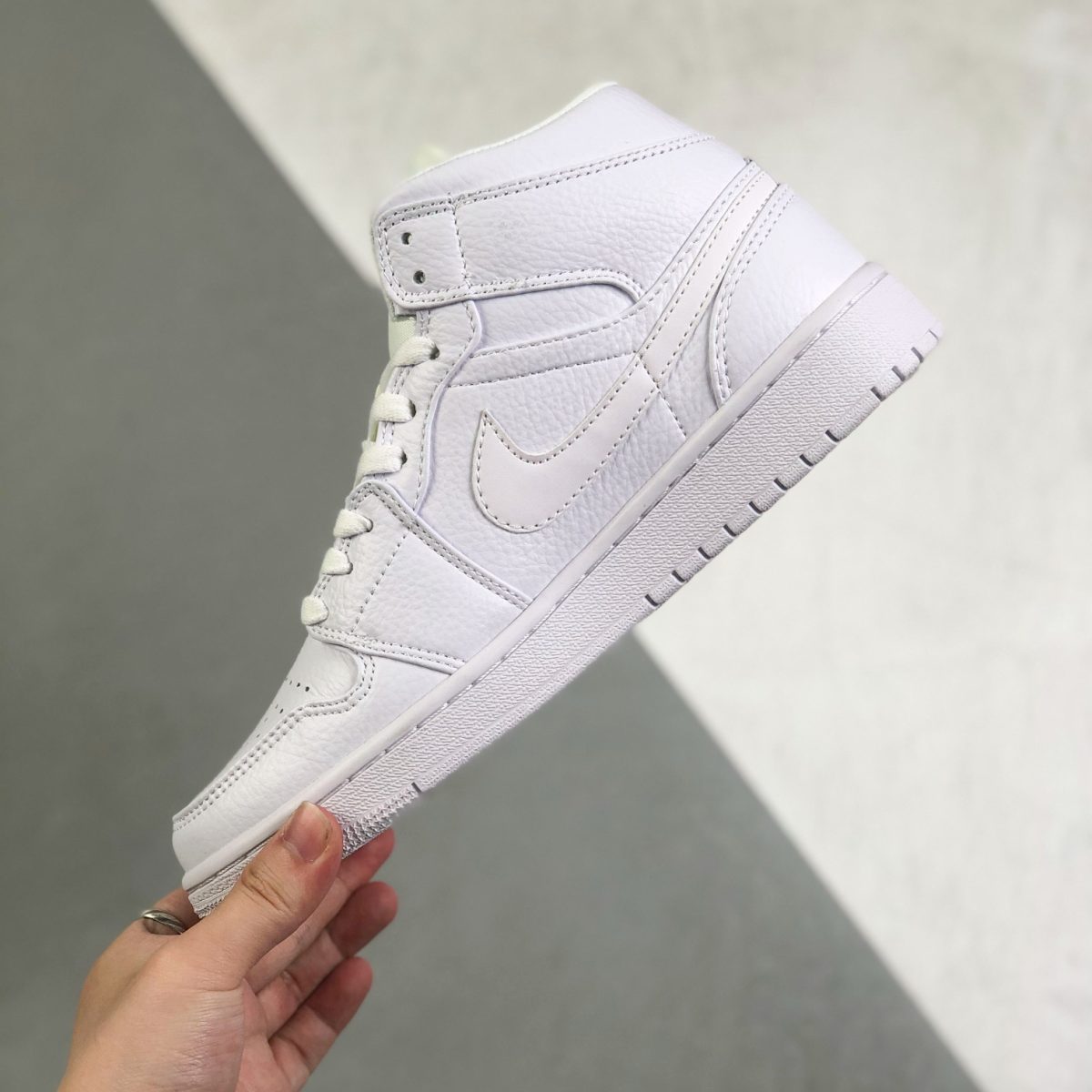 Nike Air Jordan 1 High Top Sneakers Shoes Gr. 36-46 - Image 3
