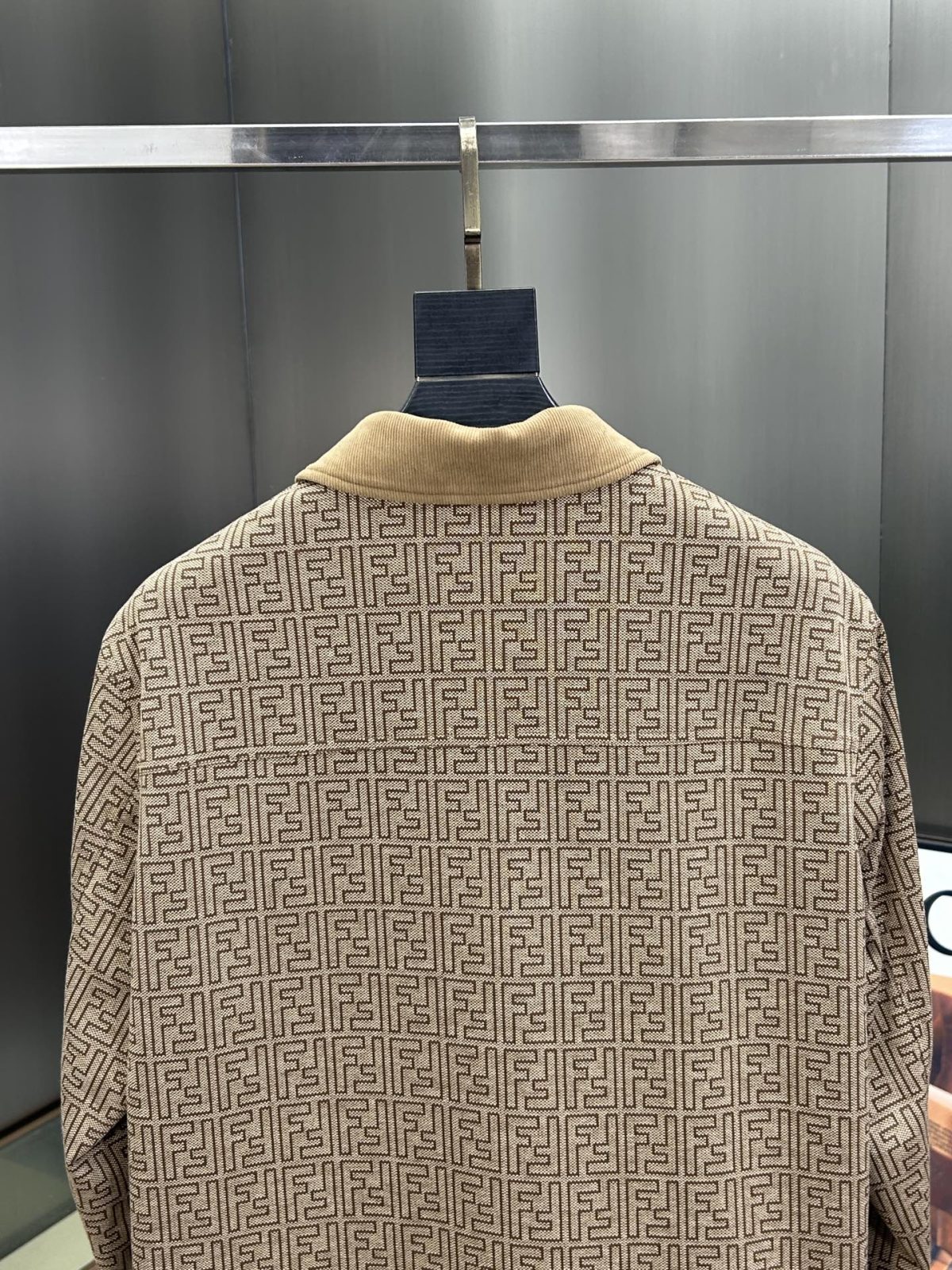 Fendi Unisex Jacket Size M-XXXL - Image 8