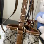Gucci GG Emblem Women Shopping Bags Size 30*18*11cm - Image 7